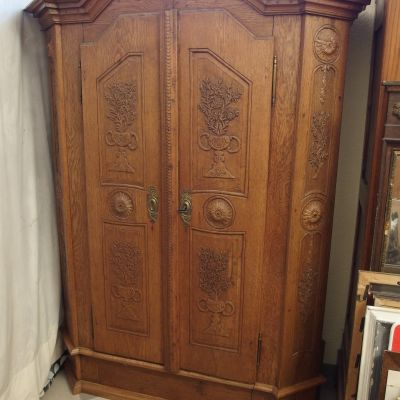 Riedlinger Eicheschrank um 1800